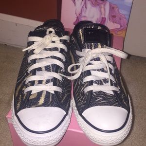 Sequins Converse